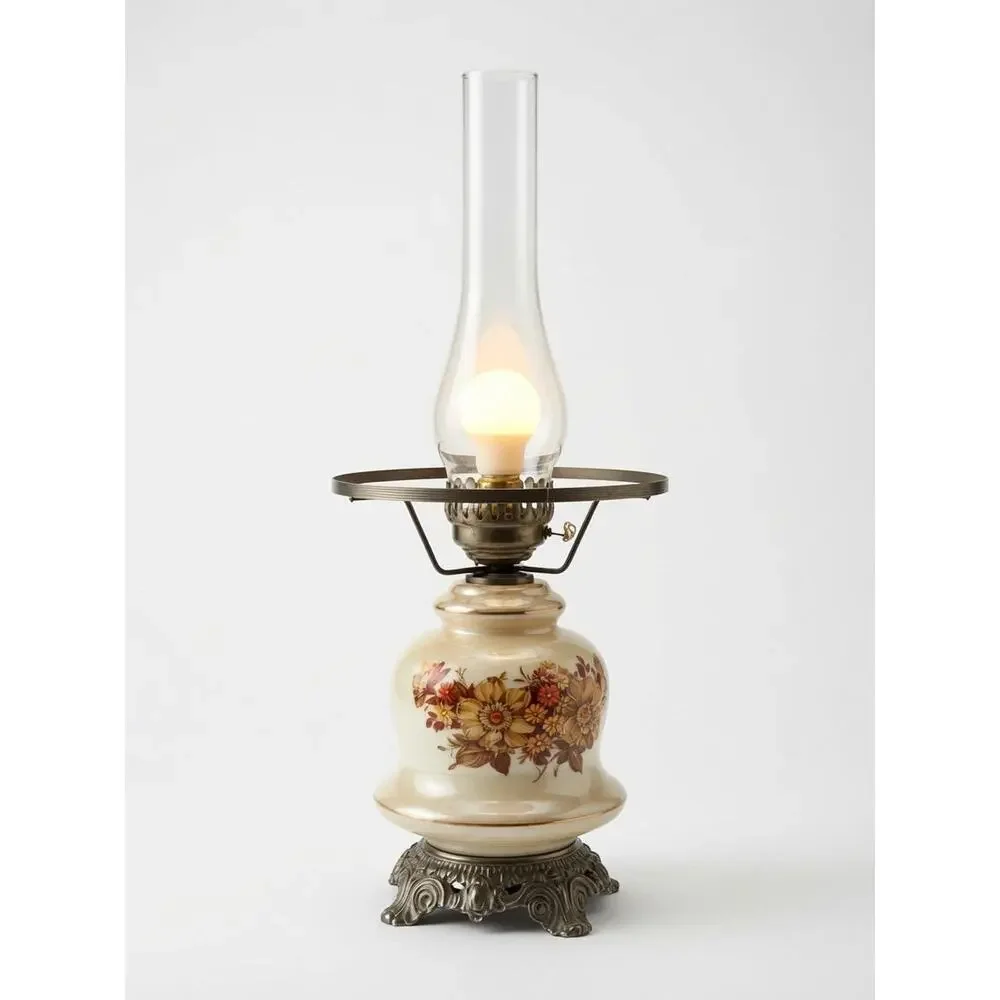 Vintage 1971 Gone With The Wind Style Hurricane Table Lamp | Milk Glass